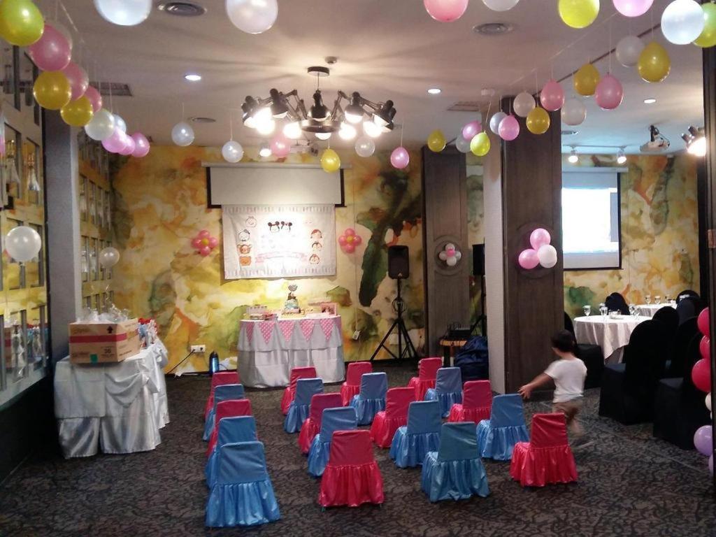 Couleur Hotel Cengkareng Jakarta Buitenkant foto
